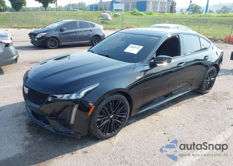 2023 Cadillac Ct5-V z USA, uszkodzony, nr VIN 1G6DV5RW7P0138266